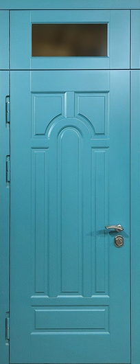 Уличная входная термодверь со стеклом во фрамуге и панелями МДФ RAL бирюзового цвета